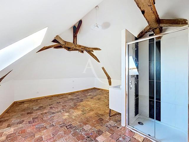 Maison 3 pièces, 104 m² à louer à La Bazouge de Chemeré 53170