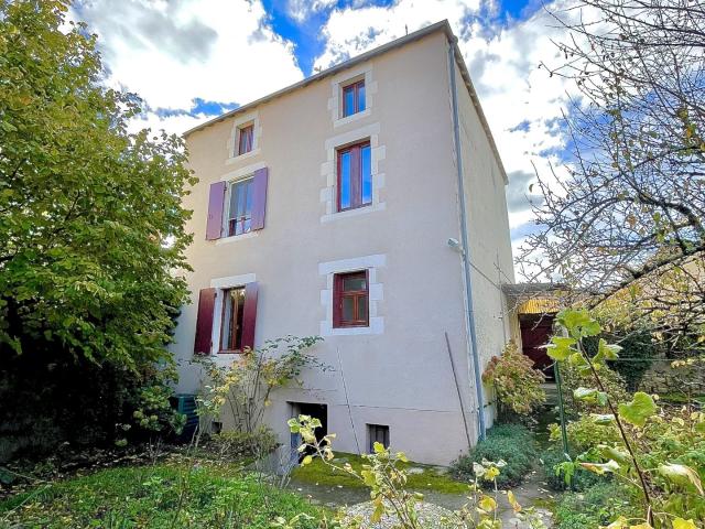 Maison 3 pièces 106 m²