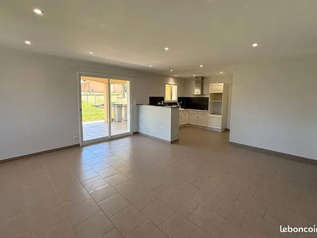 Maison 3 pièces 106 m²