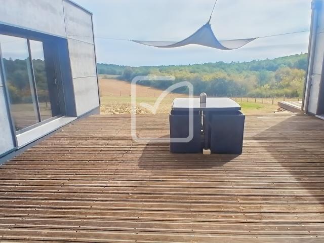 Maison 3 pièces 107 m²