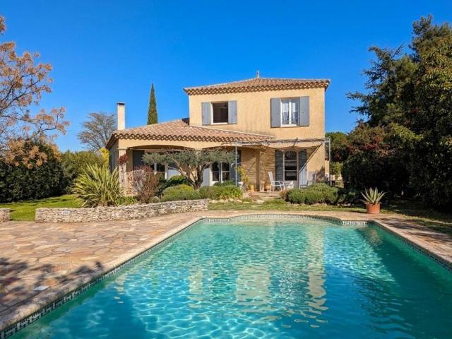 Maison 3 pièces 130 m²