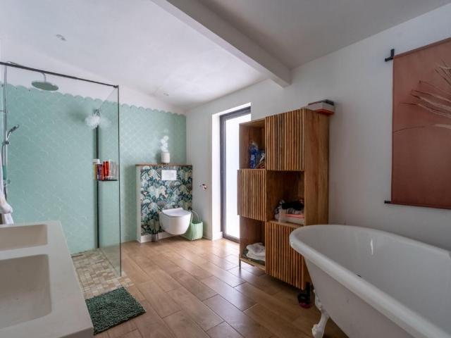 Maison 3 pièces, 108 m² à louer à Saint Benoît 97470