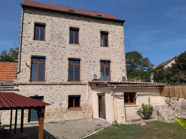 Maison 3 pièces 109 m²