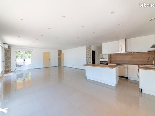 Maison 3 pièces 101 m²