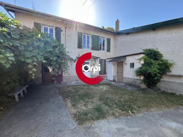 Maison 3 pièces, 102 m² à louer à Les Côtes d'Arey 38138