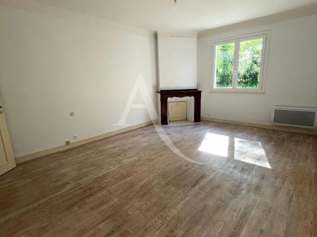 Maison 3 pièces, 117 m² à louer à Lévignac 31530
