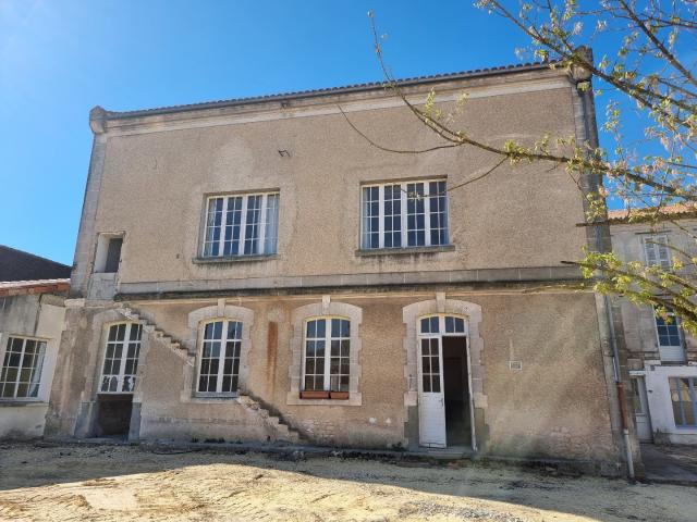 Maison 3 pièces 118 m²