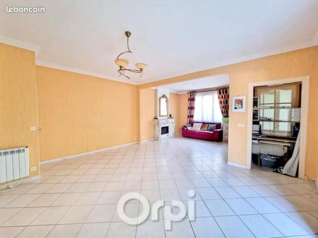 Maison 3 pièces 118 m²