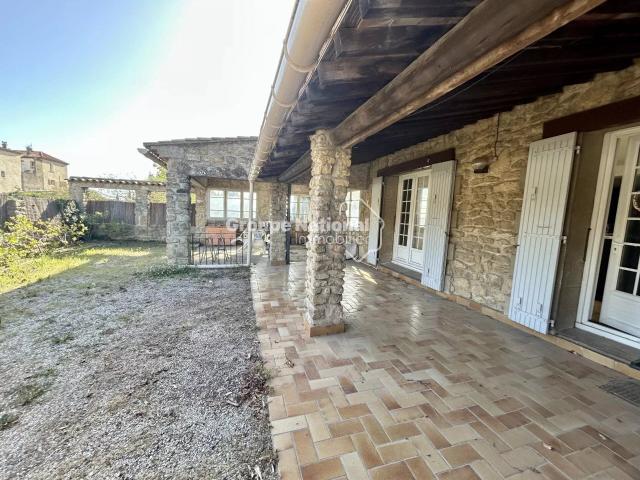 Maison 3 pièces, 118 m² à louer à Lançon Provence 13680