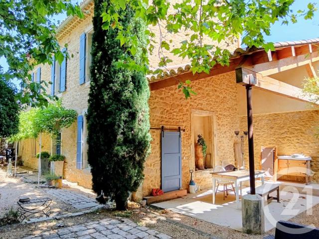 Maison 3 pièces 111 m²