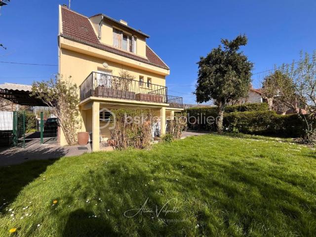Maison 3 pièces 111 m²