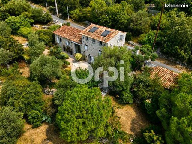 Maison 3 pièces 115 m²