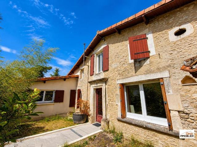Maison 3 pièces 122 m²