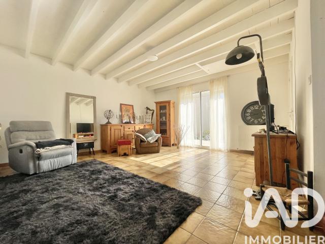 Maison 3 pièces 122 m²