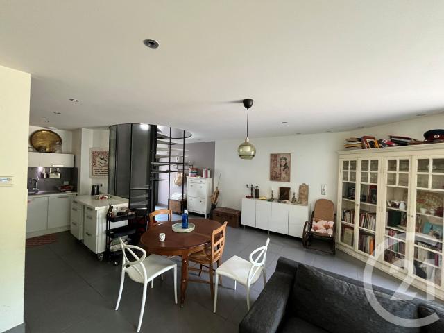 Maison 3 pièces 154 m²