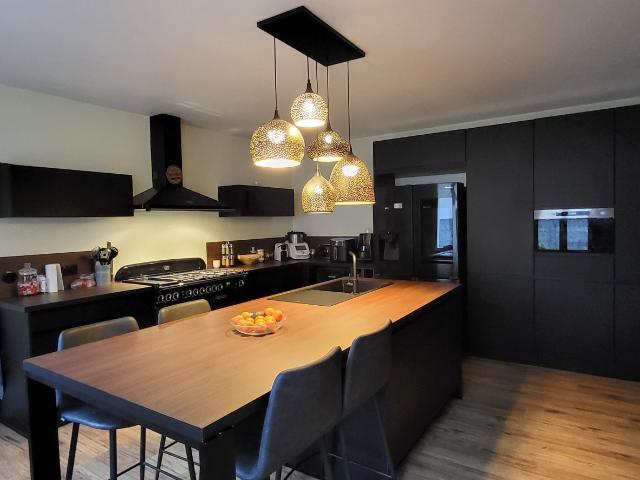 Maison 3 pièces 122 m²