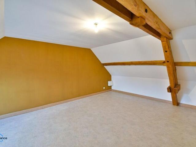 Maison 3 pièces, 123 m² à louer à Lye 36600