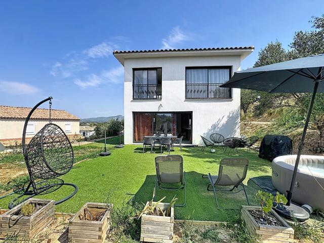 Maison 3 pièces 135 m²