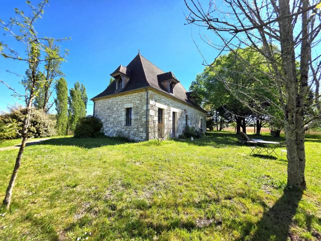 Maison 3 pièces 135 m²