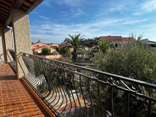 Maison 3 pièces, 136 m² à louer à Saint Cyprien 66750