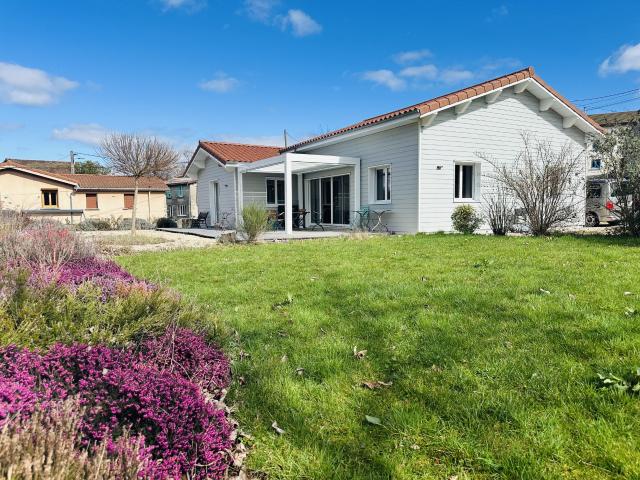 Maison 3 pièces 130 m²