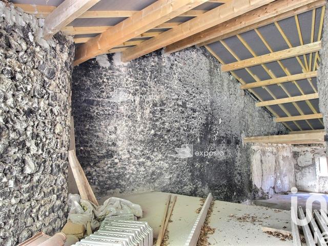 Maison 3 pièces 140 m²