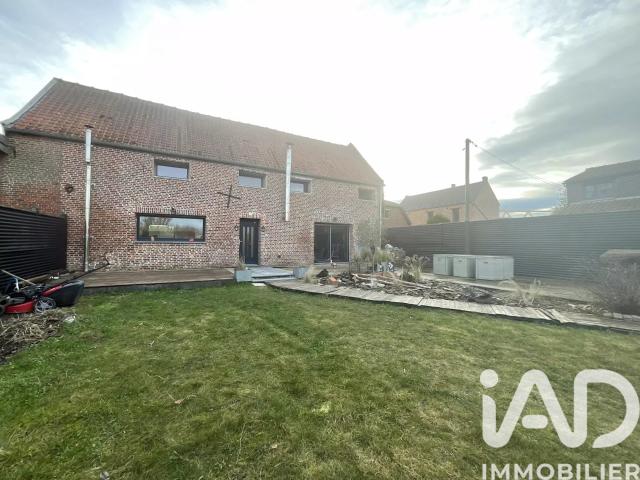 Maison 3 pièces 140 m²