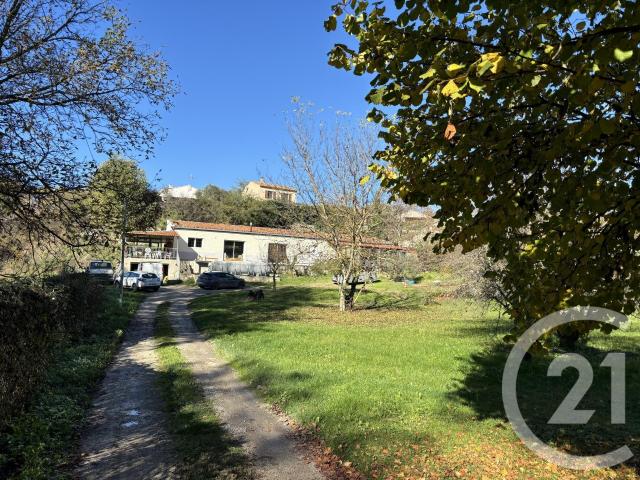 Maison 3 pièces 142 m²