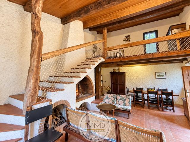 Maison 3 pièces 154 m²