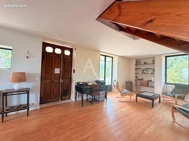 Maison 3 pièces 154 m²