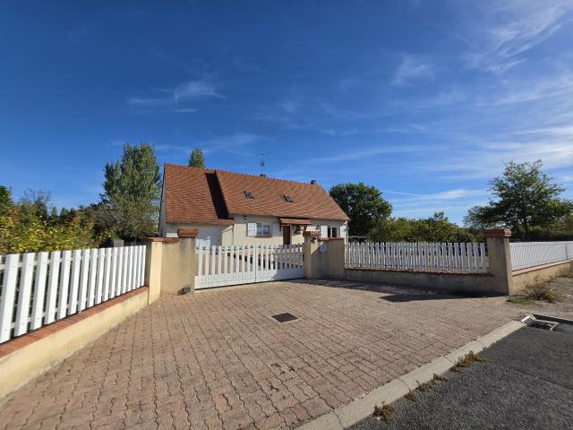 Maison 3 pièces 151 m²