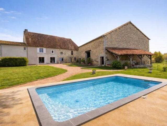 Maison 3 pièces 165 m²