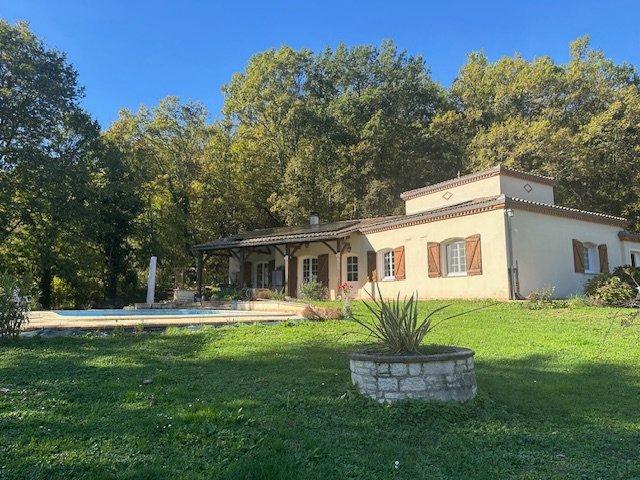 Maison 4 pièces 160 m²