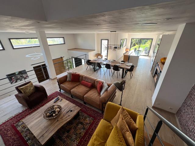 Maison 3 pièces 162 m²