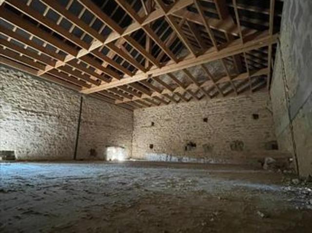 Maison 3 pièces 180 m²