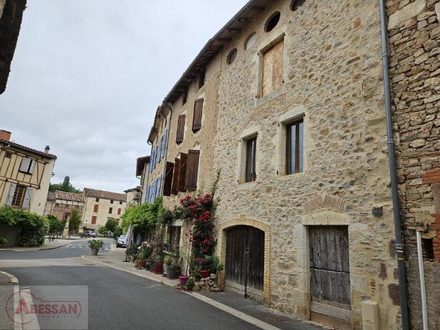 Maison 3 pièces 200 m²
