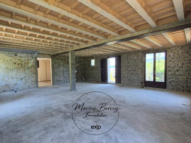 Maison 3 pièces 160 m²