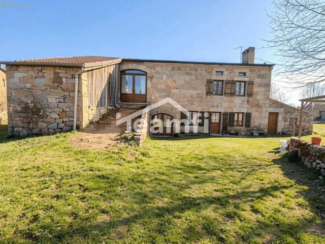 Maison 3 pièces 210 m²