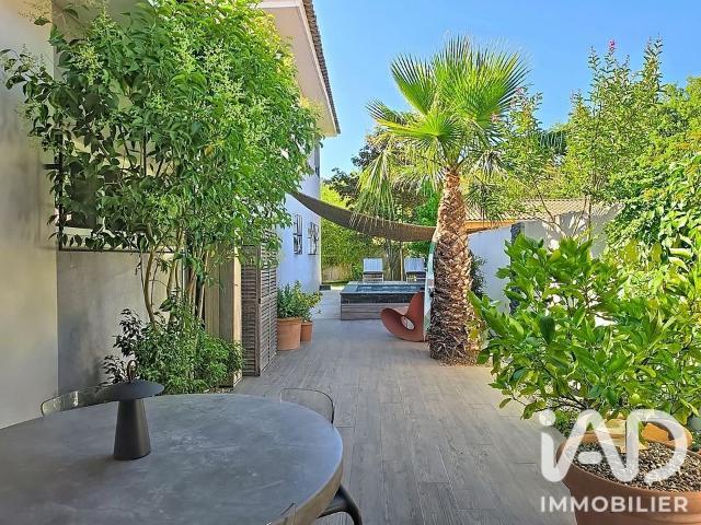 Maison 3 pièces 211 m²