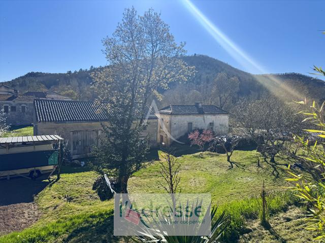 Maison 3 pièces 220 m²