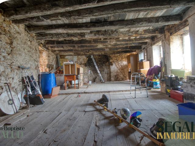 Maison 3 pièces 257 m²