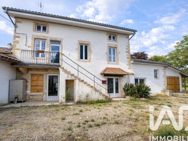 Maison 3 pièces 290 m²