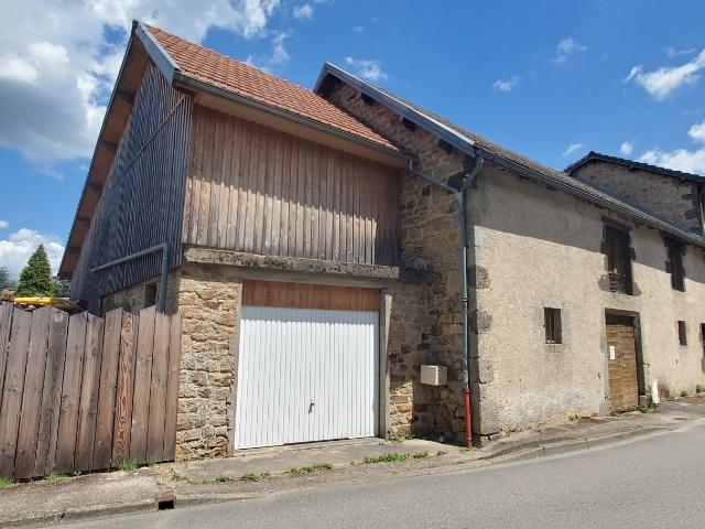 Maison 3 pièces 307 m²