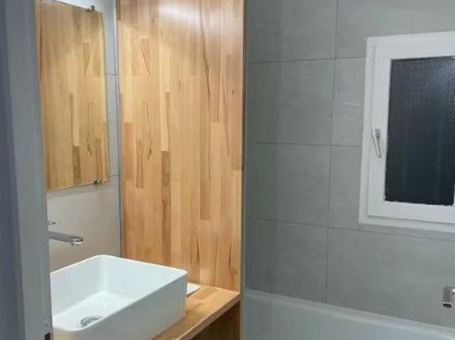 Maison 3 pièces, 36 m² à louer à Hourtin 33990