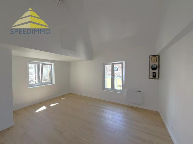 Maison 3 pièces, 43 m² à louer à Mandres les Roses 94520