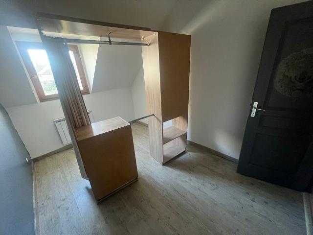Maison 3 pièces, 48 m² à louer à Forges les Bains 91470