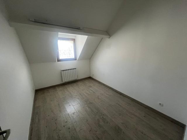 Maison 3 pièces, 48 m² à louer à Forges les Bains 91470