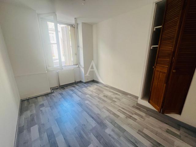 Maison 3 pièces, 49 m² à louer à Orléans 45000