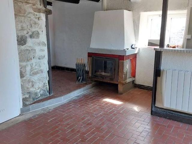 Maison 3 pièces, 50 m² à louer à Sallèdes 63270