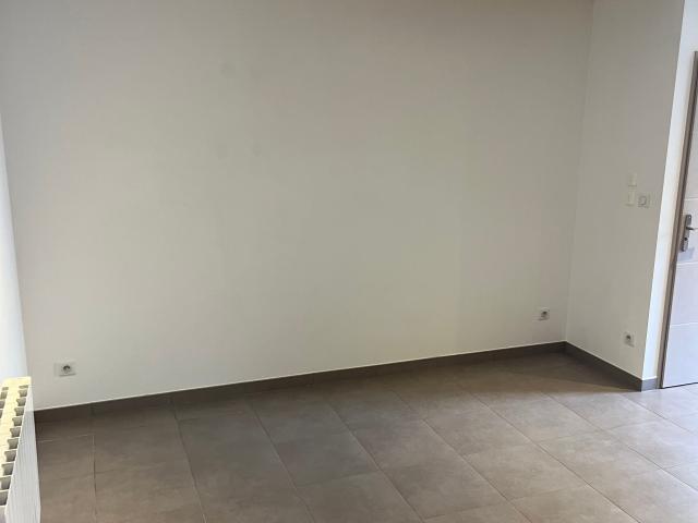 Maison 3 pièces, 56 m² à louer à Lyon 8 69008